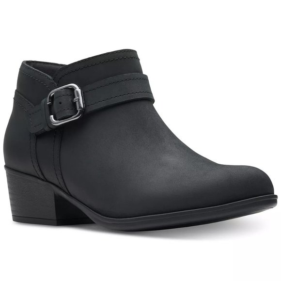 Women's Clarks Adreena Mid Booties 'Black'  MPN: 61900 $140 MSRP 8 Wide - Picture 1 of 7
